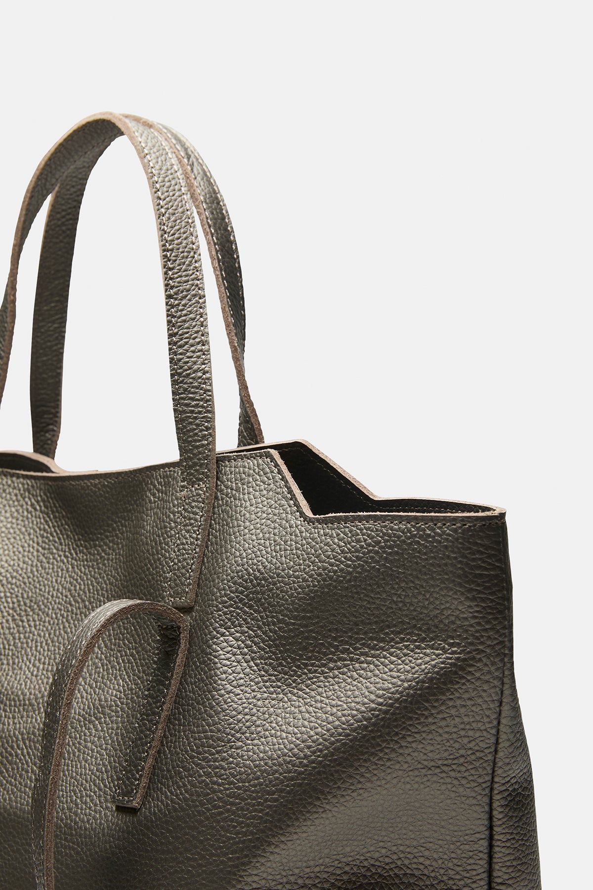 Amber Bag | Pebble Leather | Silver