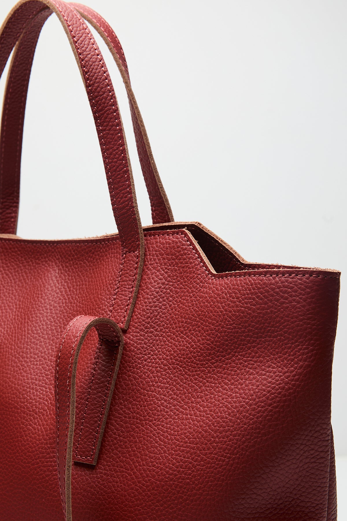 Amber Bag | Pebble Leather | Red